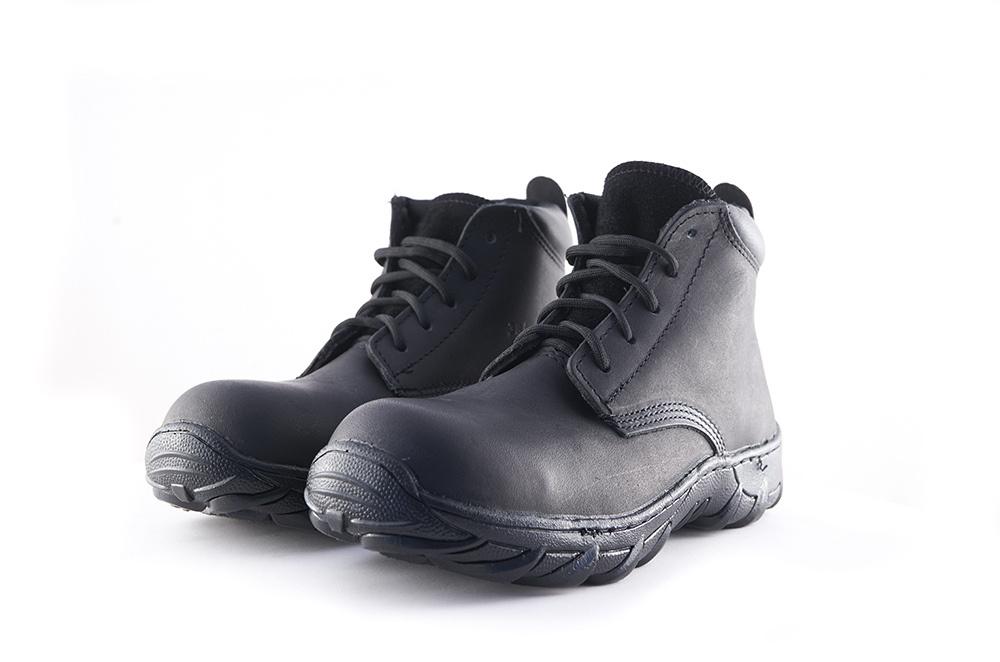 BOTAS DE CUERO MAXGUARD 43
